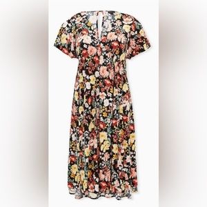 Torrid Black Floral Challis Button Front MIDI Dress, Size 1